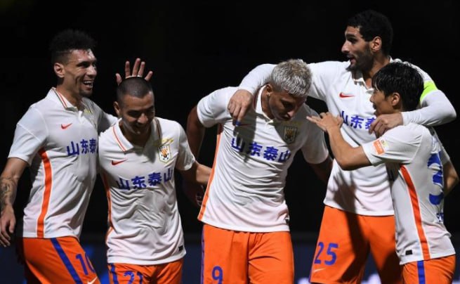 BOB体育平台-泰山队本赛季中超43人报名37人出战,14人出场时间超1000分钟