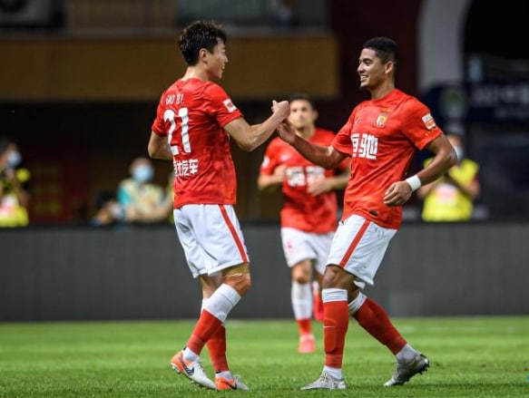 BOB体育平台-在广州队提前一轮降入中甲后,日本媒体“THE DIGEST”发文对于这支昔日中超霸主的没落进行了点评